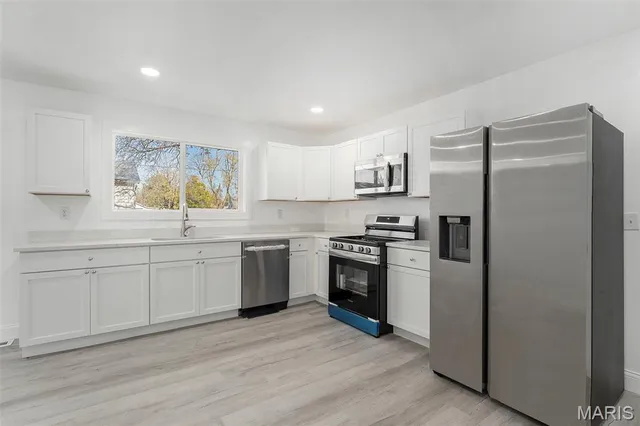 $275,000 | 2109 South 3rd Street, Fayetteville, IL 62258