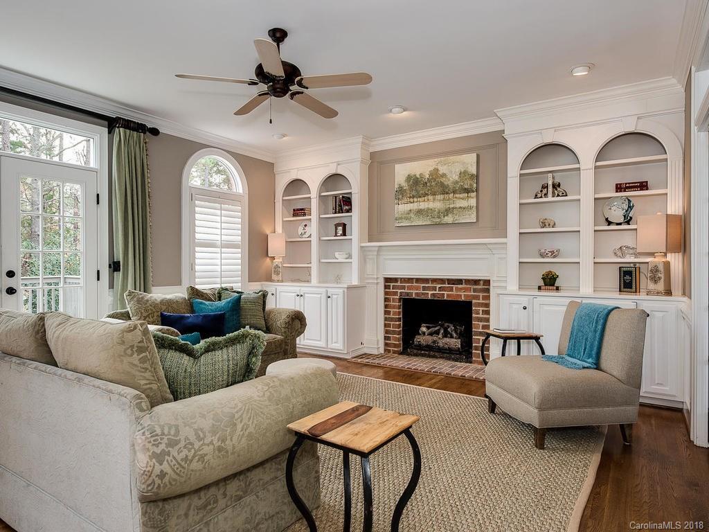 4837 Nora's Path Road Charlotte, NC 28226 - Photo 8 of 32 Gallery Image 8