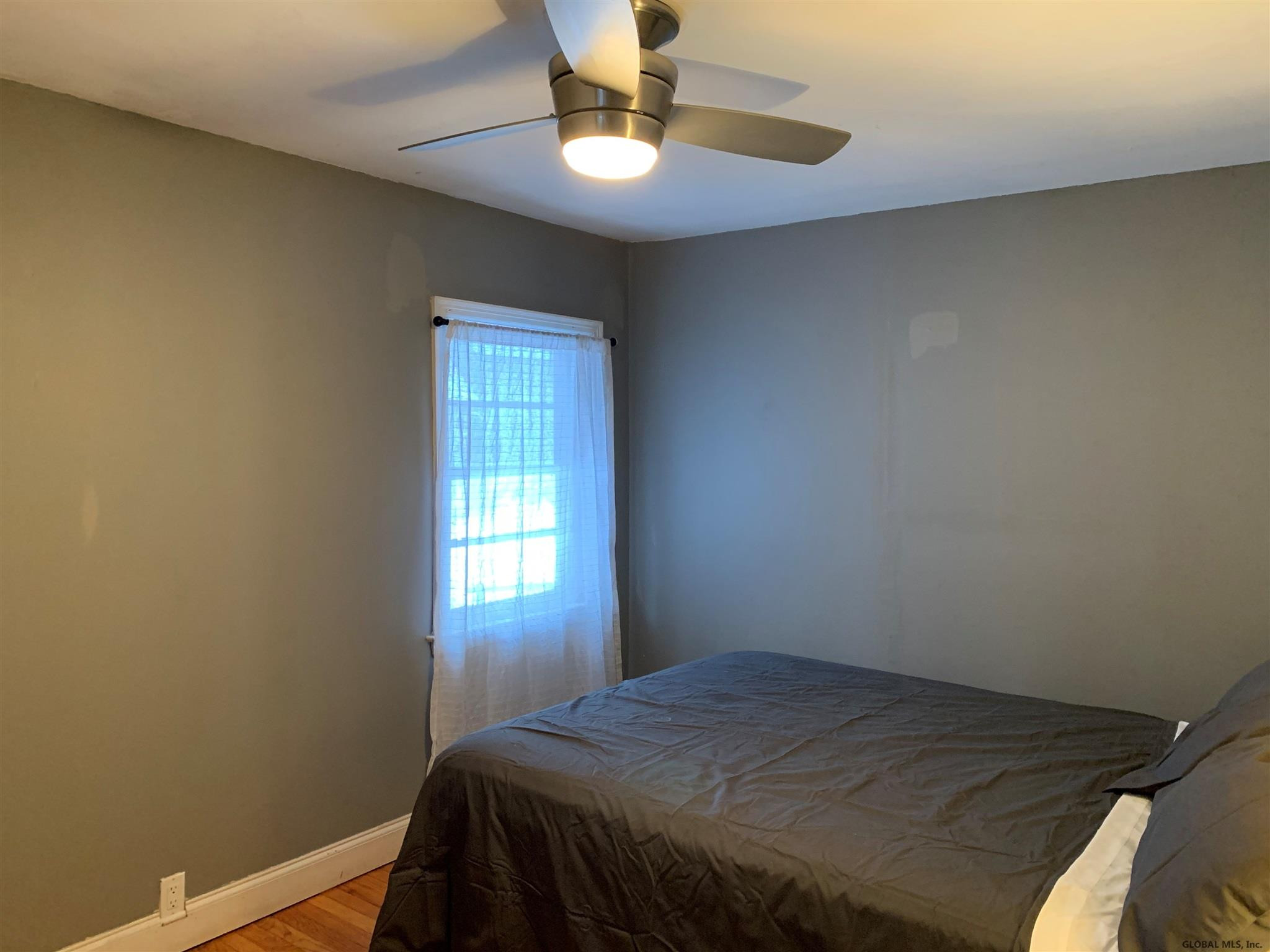 1013 Mohawk Road Niskayuna, NY 12309 - Photo 25 of 35 Bedroom 1