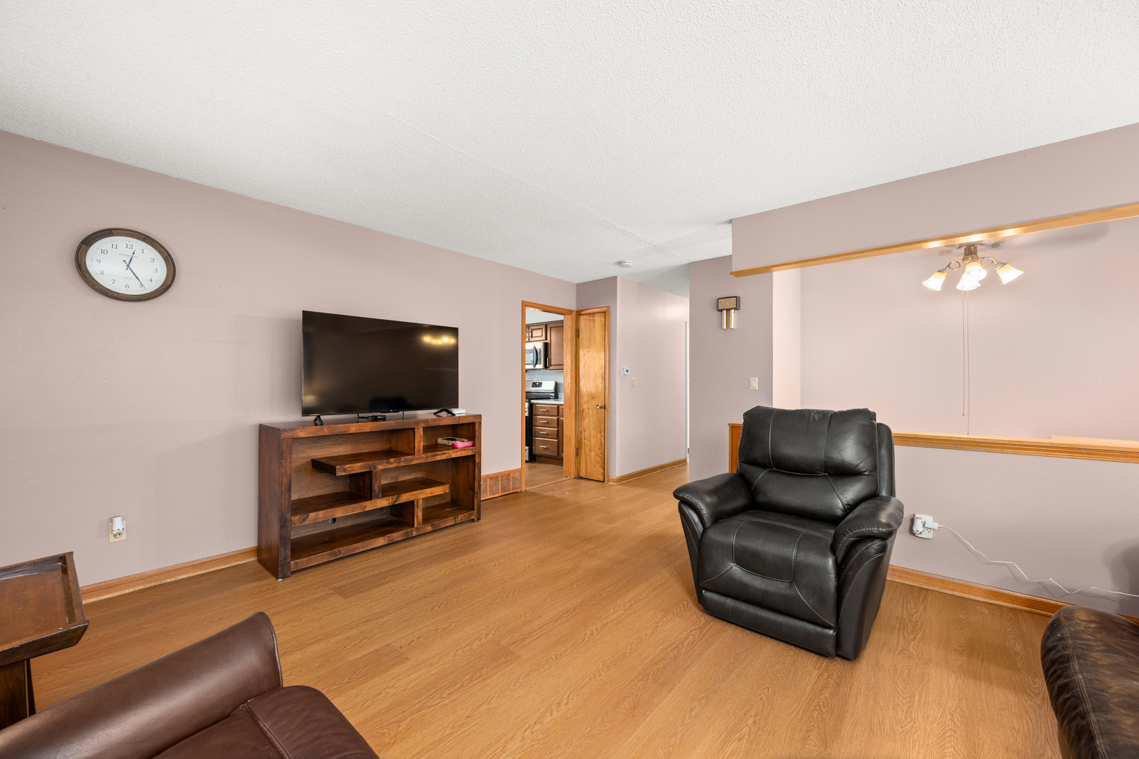 925 Haish Boulevard DeKalb, IL 60115 - Photo 7 of 29