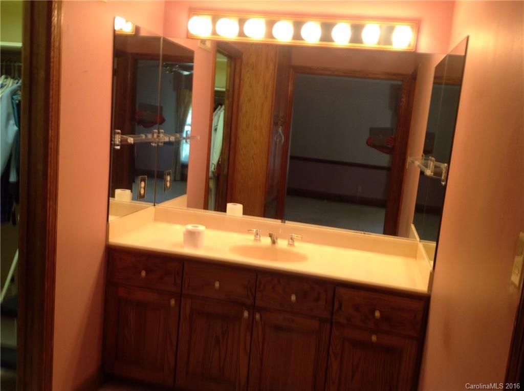 13909 Sledge Road Charlotte, NC 28278 - Photo 22 of 22 Gallery Image 22