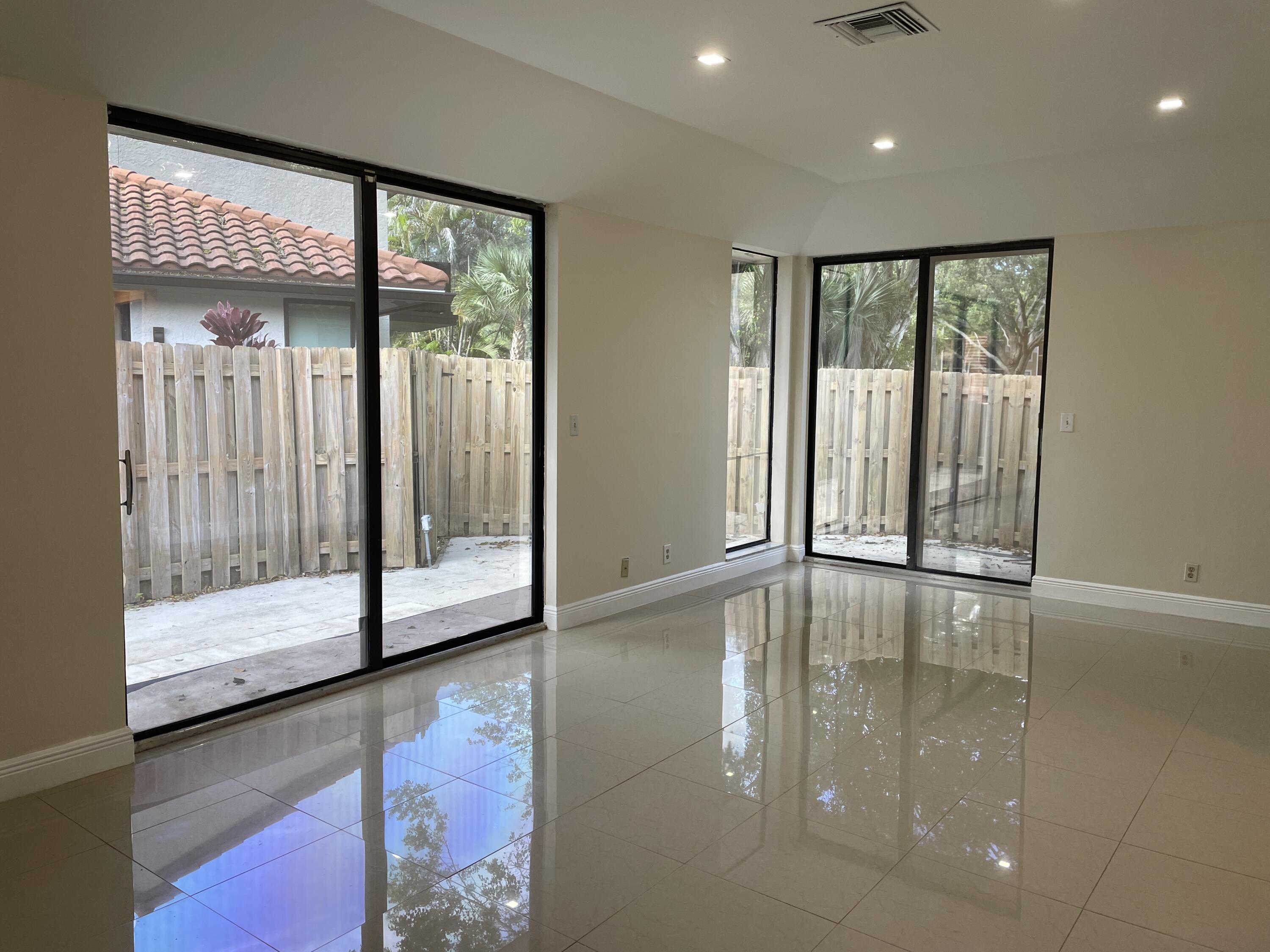 5635 Fox Hollow Drive, Unit A Boca Raton, FL 33486 - Photo 2 of 17 A032E128-D667-44A7-A546-04BD038FDD6F