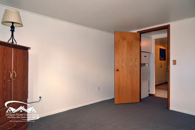 $287,500 | 608 West Arnold Street, Glenrock, WY 82637