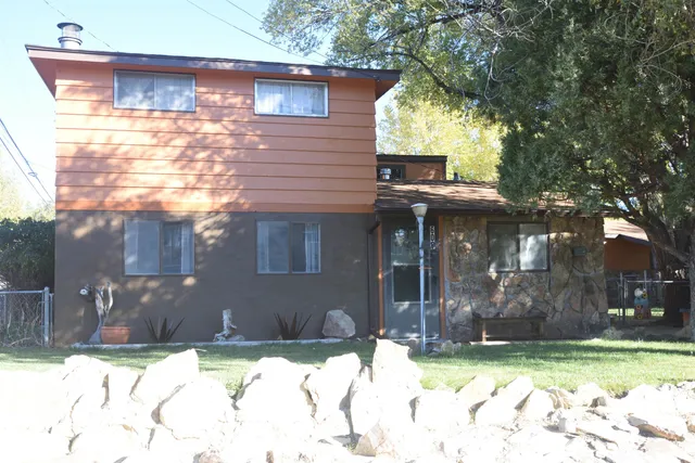 $287,500 | 608 West Arnold Street, Glenrock, WY 82637