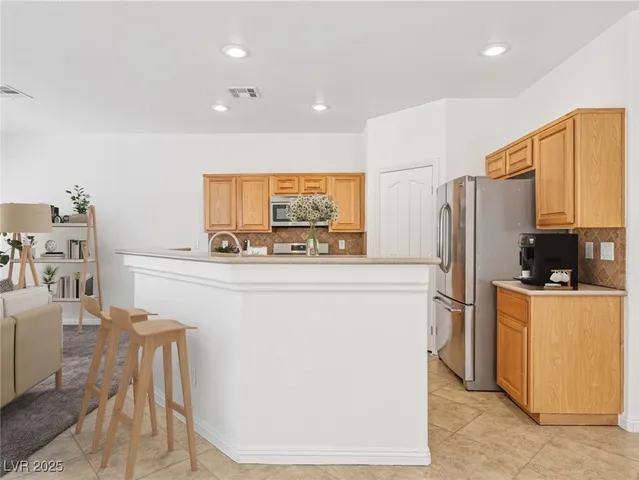 $350,000 | 8689 Horizon Wind Avenue, Unit 103, Las Vegas, NV 89178
