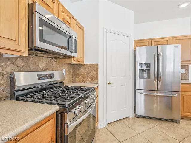 $350,000 | 8689 Horizon Wind Avenue, Unit 103, Las Vegas, NV 89178
