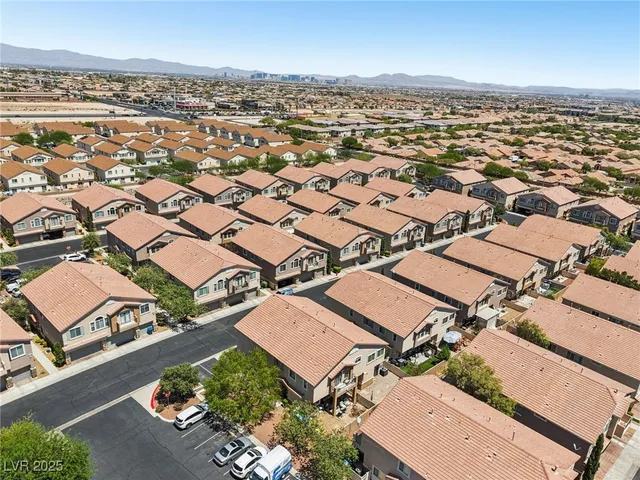 $350,000 | 8689 Horizon Wind Avenue, Unit 103, Las Vegas, NV 89178