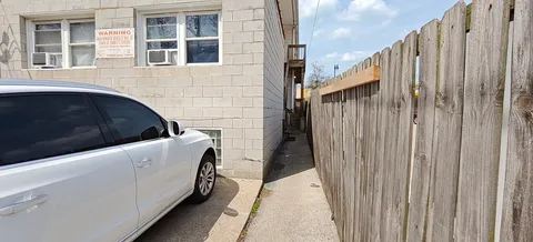 $549,900 | 1523 West Devon Avenue, Chicago, IL 60660
