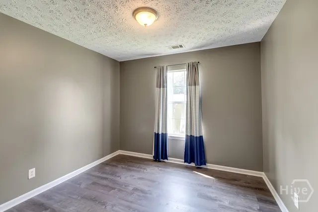 $1,975 | 402 Sterling Creek Drive, Richmond Hill, GA 31324