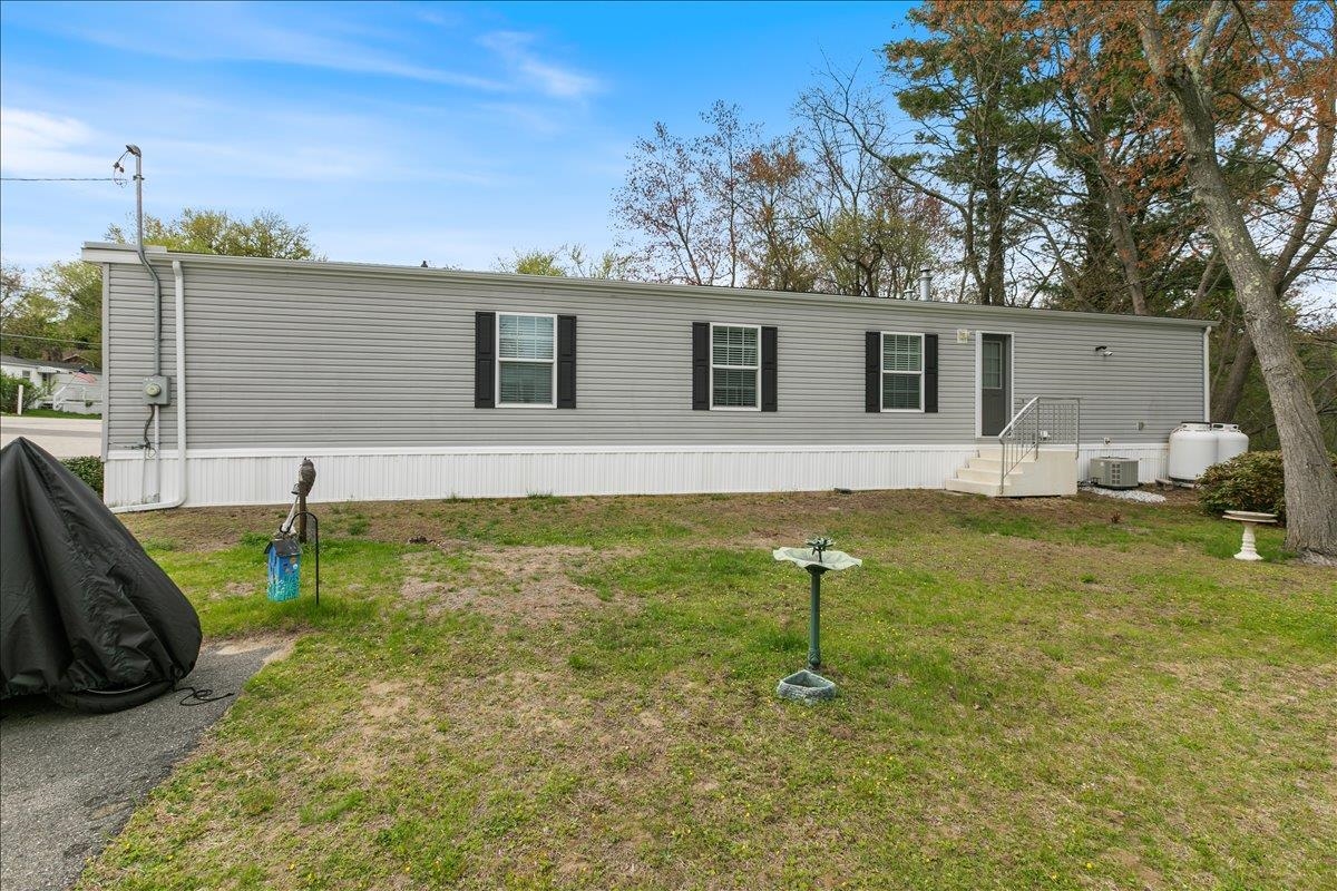 30 Kendall Pond Road, Unit 90 Derry, NH 03038 - Photo 23 of 25