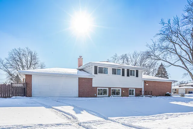 $444,900 | 503 Lasalle Street, Des Plaines, IL 60016