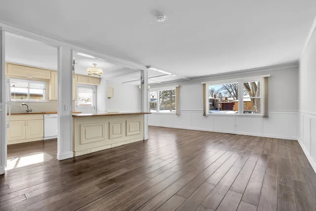 $444,900 | 503 Lasalle Street, Des Plaines, IL 60016