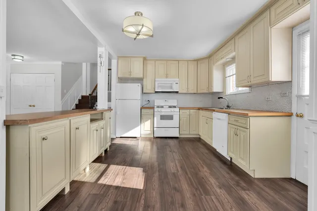 $444,900 | 503 Lasalle Street, Des Plaines, IL 60016