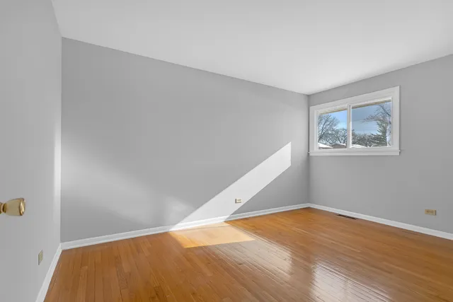 $444,900 | 503 Lasalle Street, Des Plaines, IL 60016