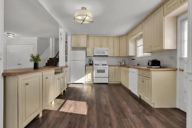 $444,900 | 503 Lasalle Street, Des Plaines, IL 60016