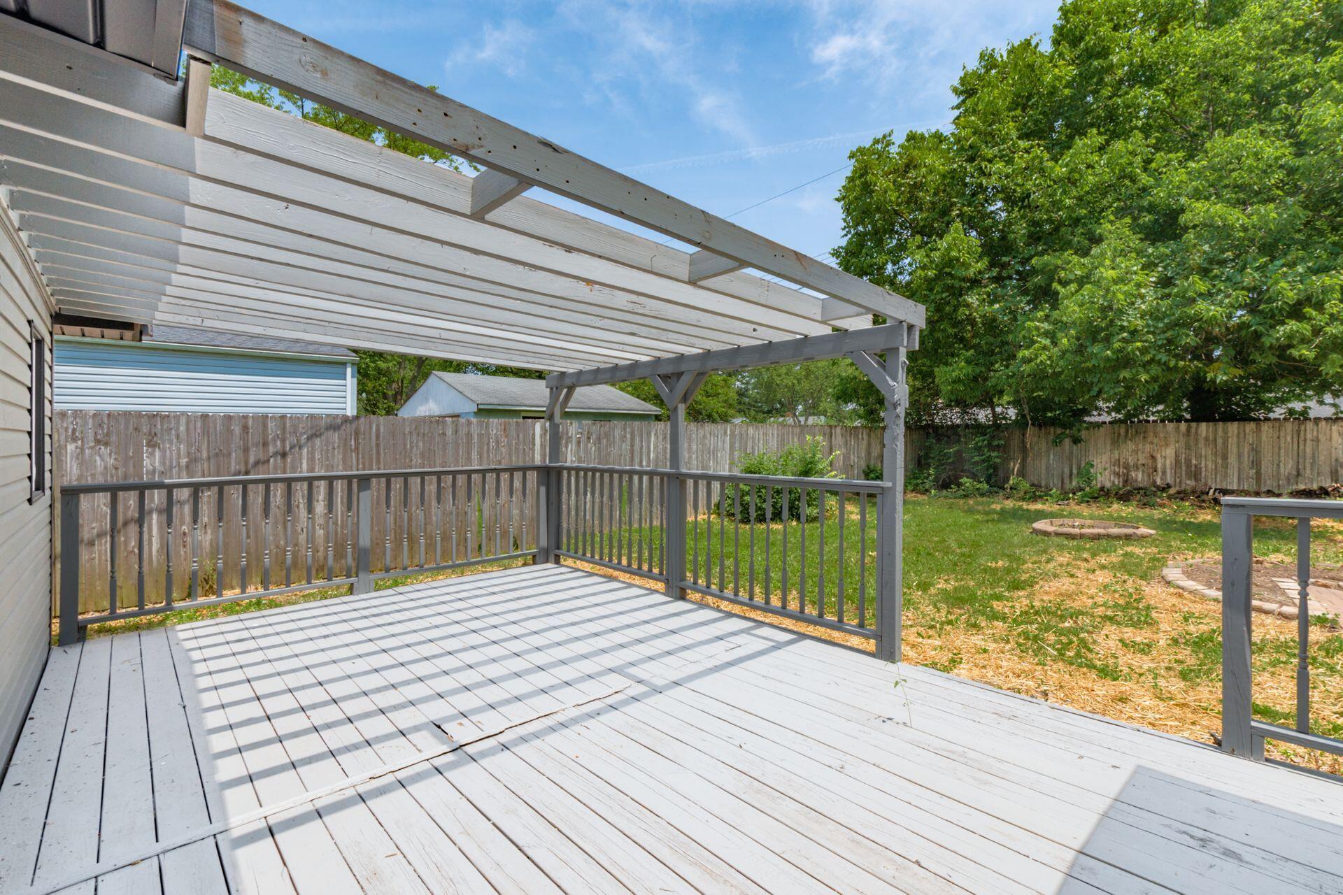 340 Danhurst Road Columbus, OH 43228 - Photo 46 of 49 040_6_h 340 Danhurst-1096_1_1