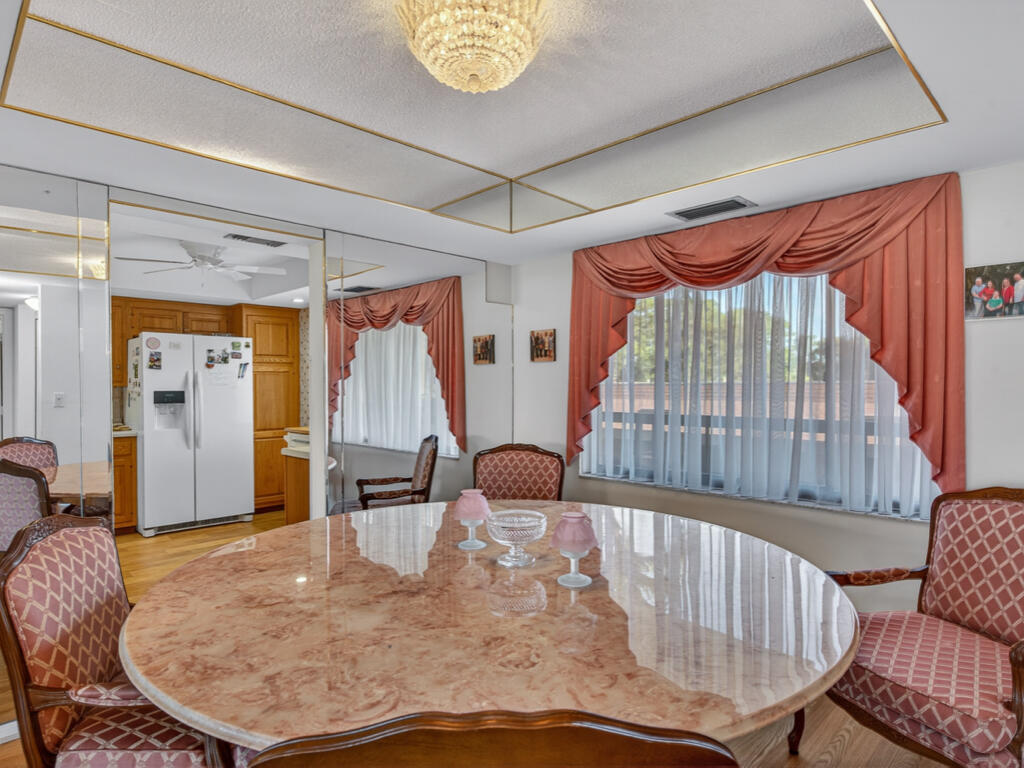 413 Augusta Boulevard, Unit 206 Naples, FL 34113 - Photo 4 of 14 413-augusta-blvd-206-naples-fl-34113-din