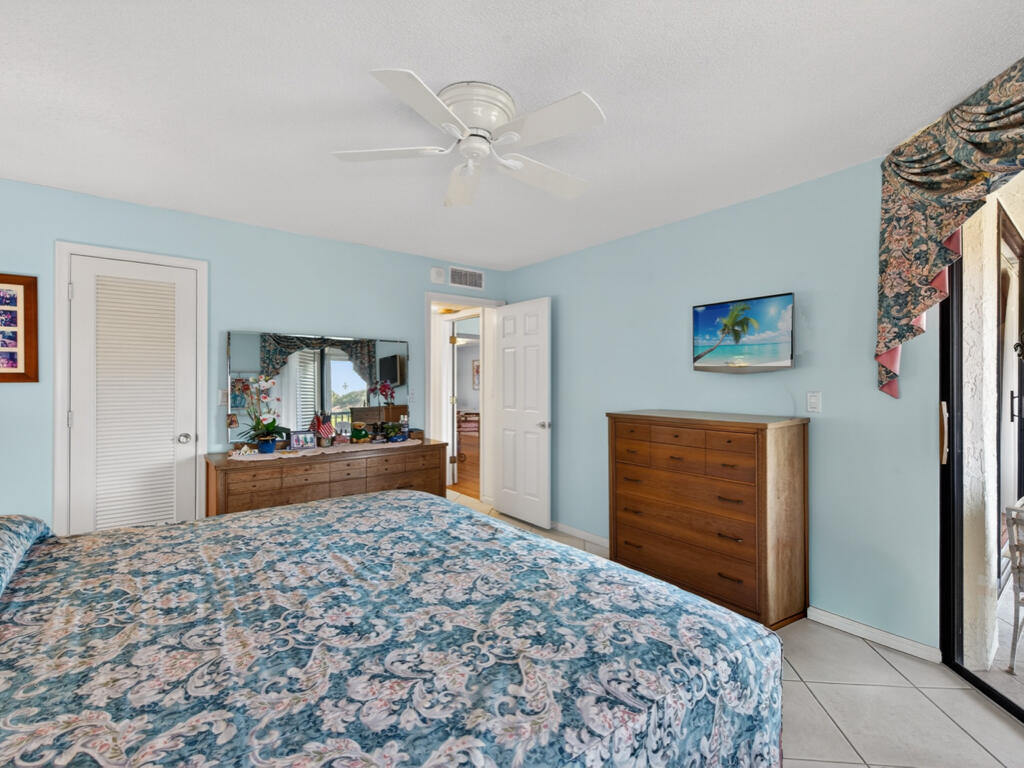 413 Augusta Boulevard, Unit 206 Naples, FL 34113 - Photo 8 of 14 413-augusta-blvd-206-naples-fl-34113-mas