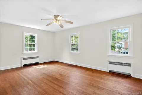 $965,000 | 25 Carlton Street, Malverne, NY 11565