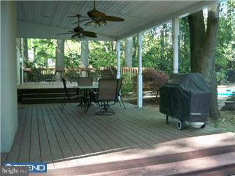 823 Dale Road Jenkintown, PA 19046 - Photo 11 of 12 Deck