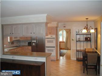 823 Dale Road Jenkintown, PA 19046 - Photo 5 of 12 Kitchen