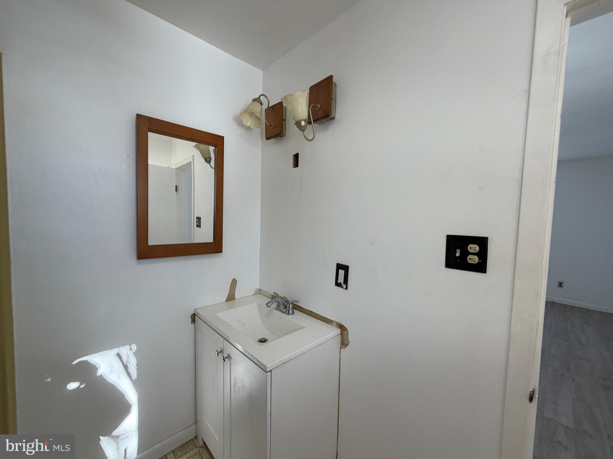 644 Cooper Street, Unit 2 Beverly, NJ 08010 - Photo 18 of 21