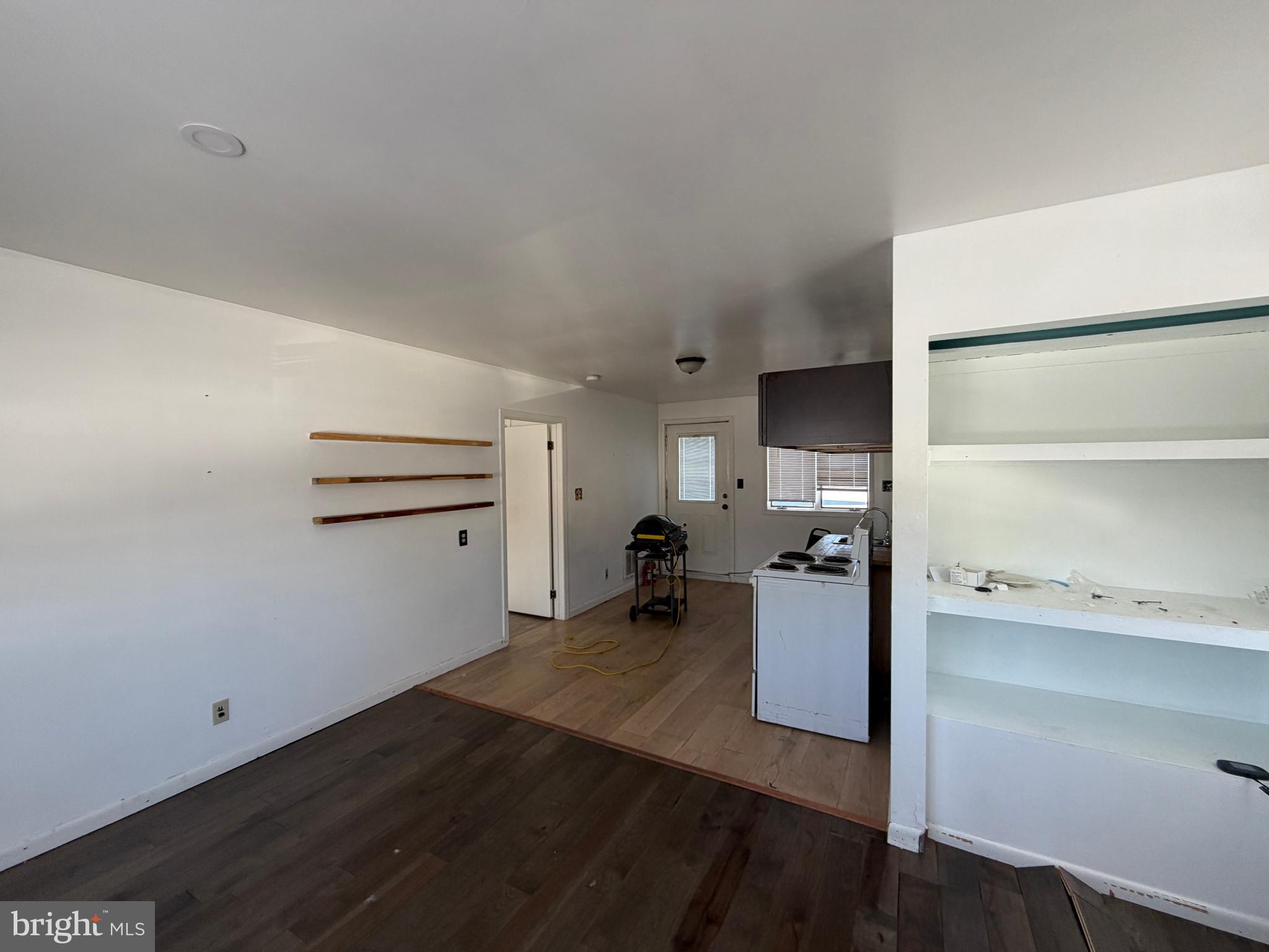 644 Cooper Street, Unit 2 Beverly, NJ 08010 - Photo 6 of 21