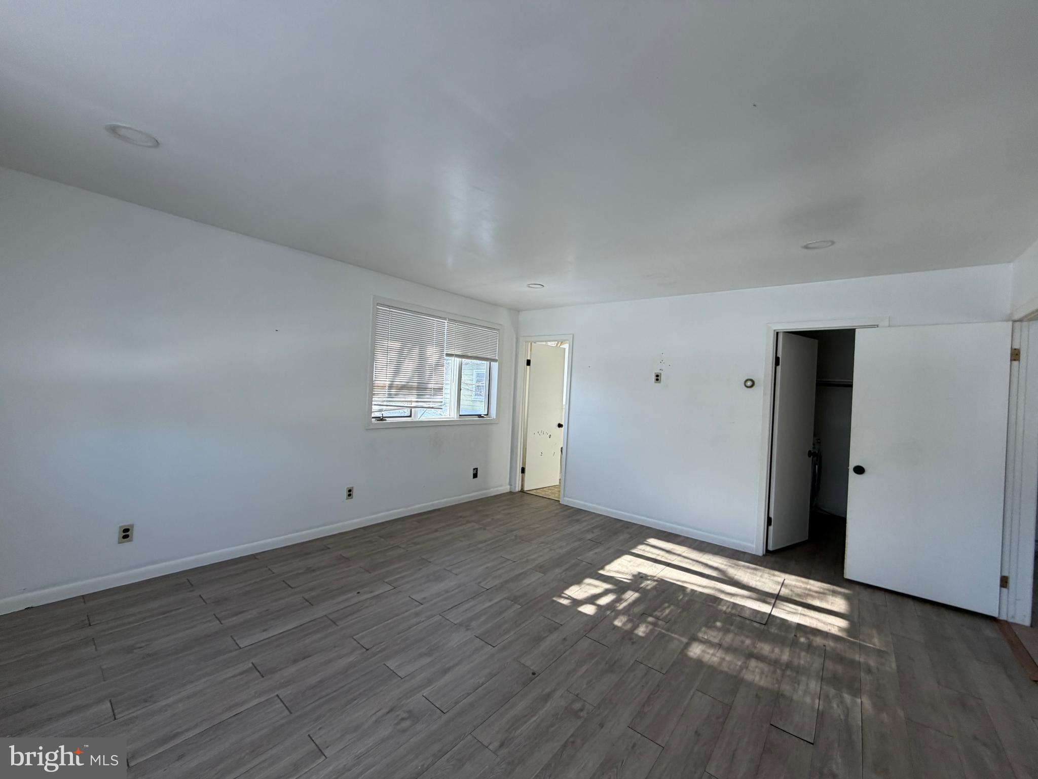 644 Cooper Street, Unit 2 Beverly, NJ 08010 - Photo 9 of 21