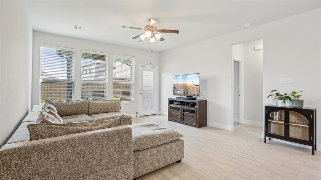 416 Boot Strap Place Weston, TX 75009 - Photo 5 of 40