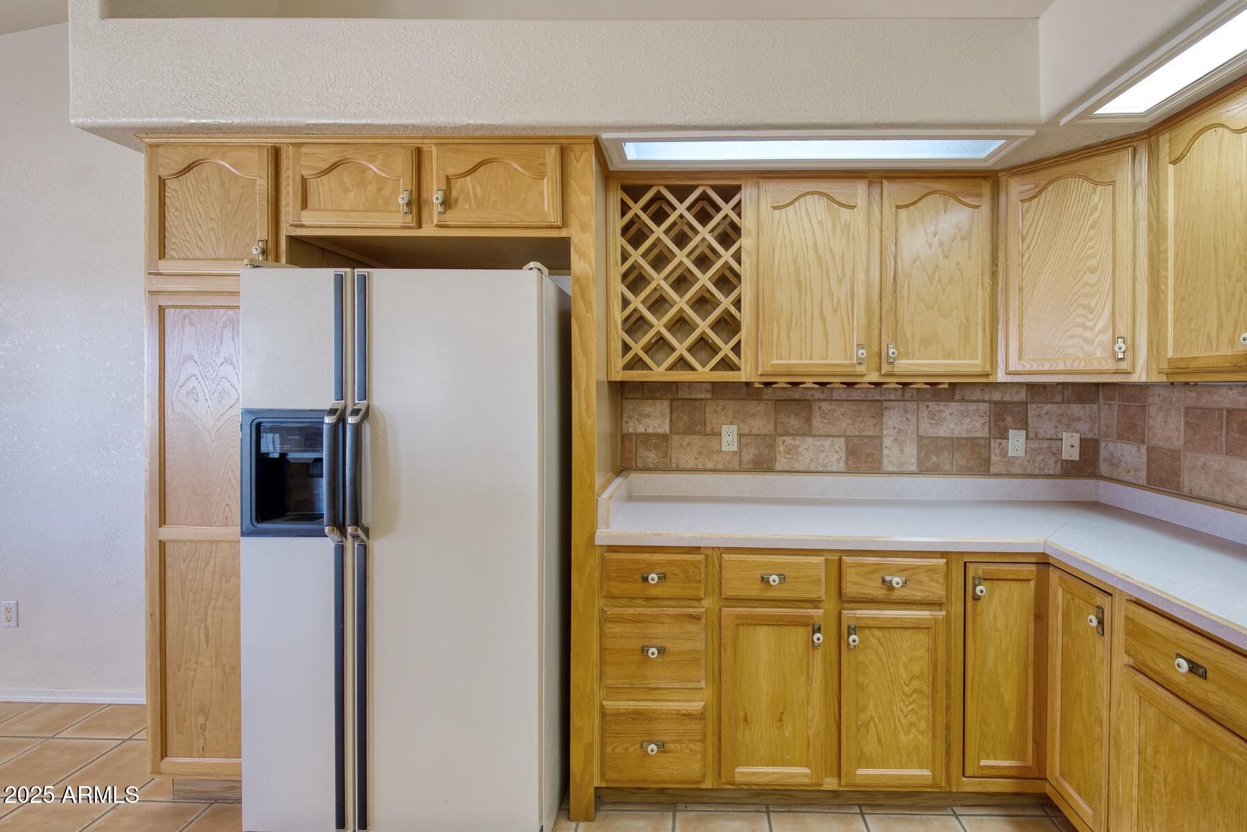 2290 North Ranch Trail Huachuca City, AZ 85616 - Photo 11 of 28 a bathroom with a sink and a mirror