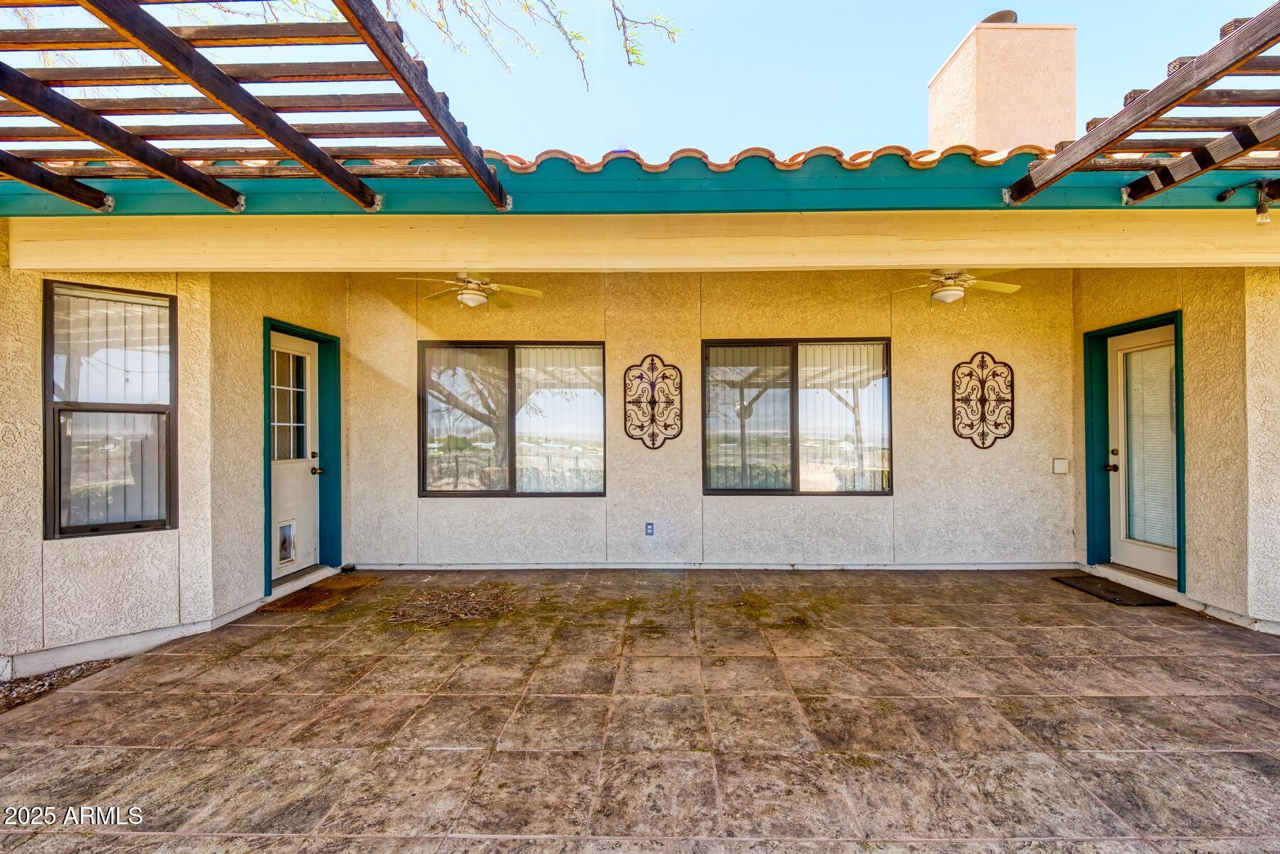 2290 North Ranch Trail Huachuca City, AZ 85616 - Photo 24 of 28 a front view of a house