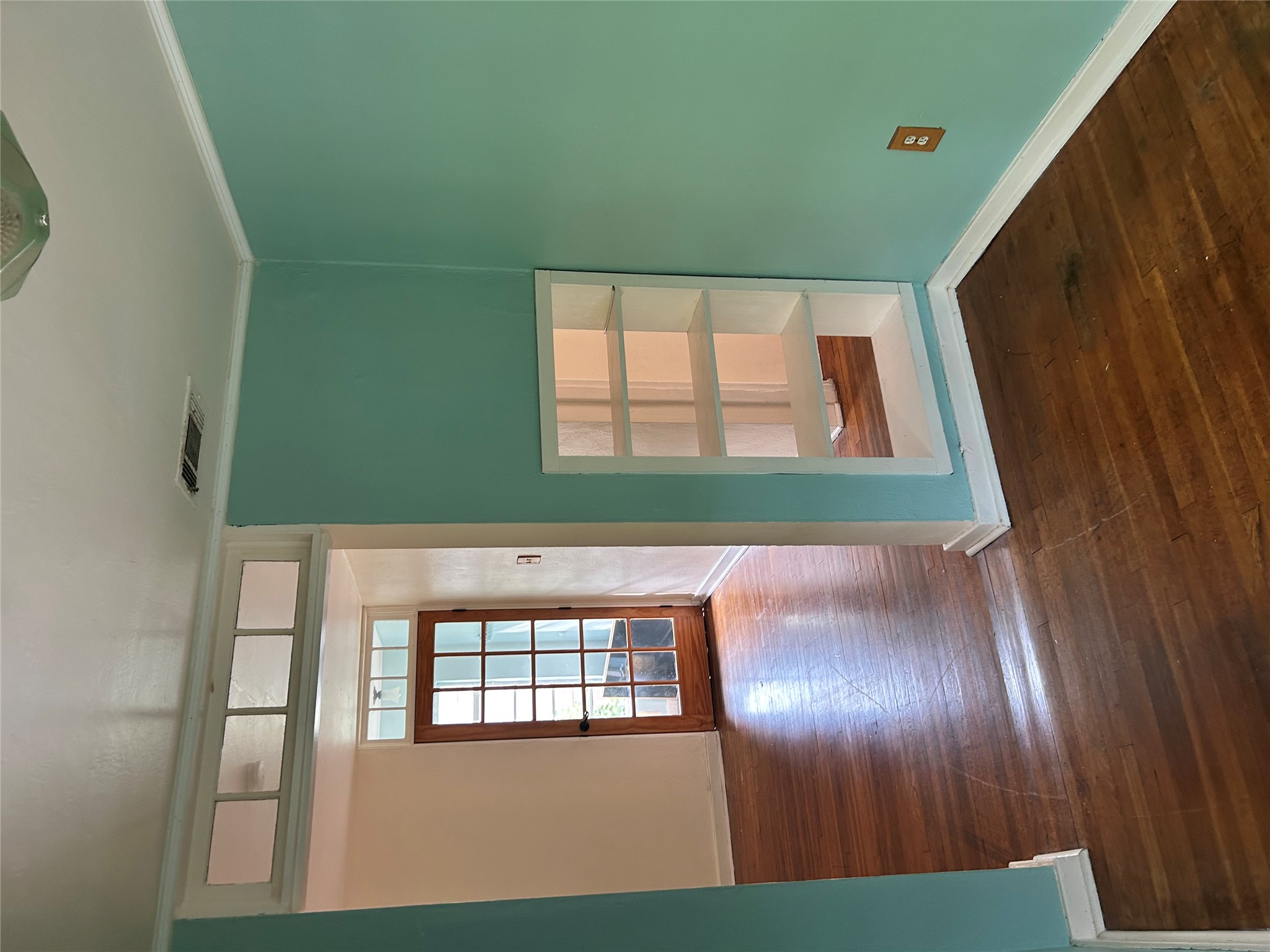 1413 Kirkwood Road, Unit B Austin, TX 78722 - Photo 6 of 15
