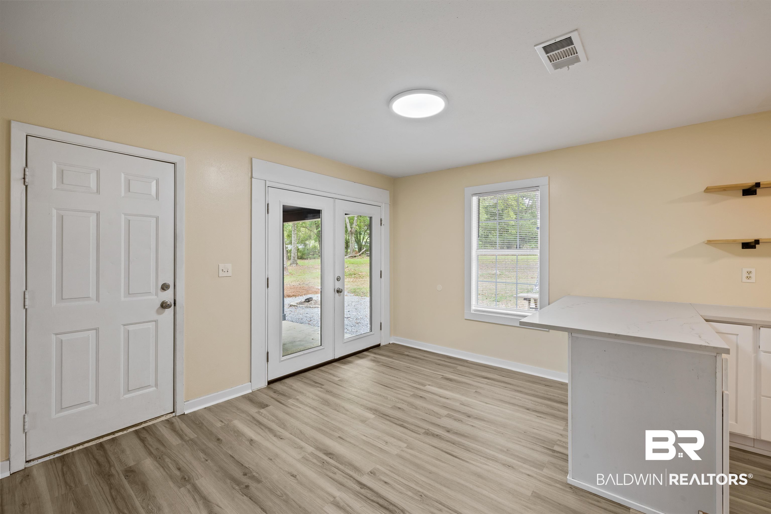 19782 Gunnison Road Fairhope, AL 36532 - Photo 13 of 41