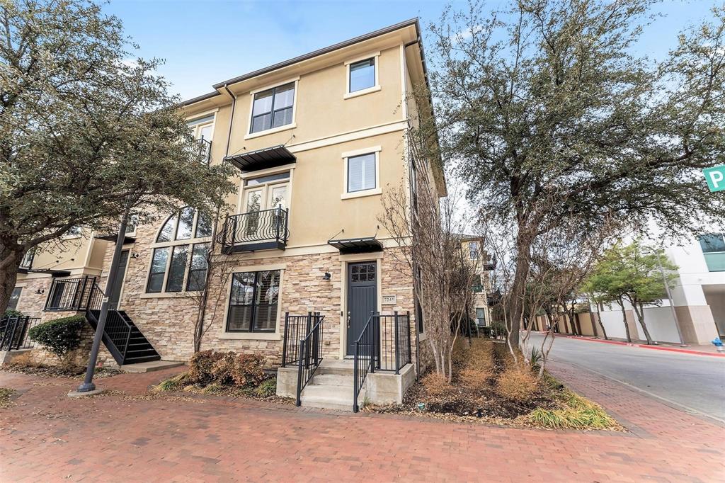 7245 Parkwood Boulevard Plano, TX 75024 - Photo 2 of 32
