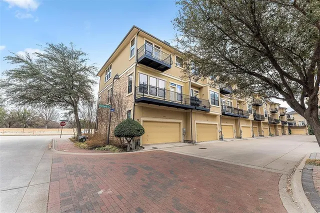 $3,000 | 7245 Parkwood Boulevard, Plano, TX 75024