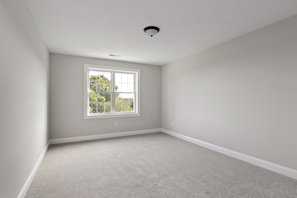 77 Upland Street Worcester, MA 01607 - Photo 12 of 15