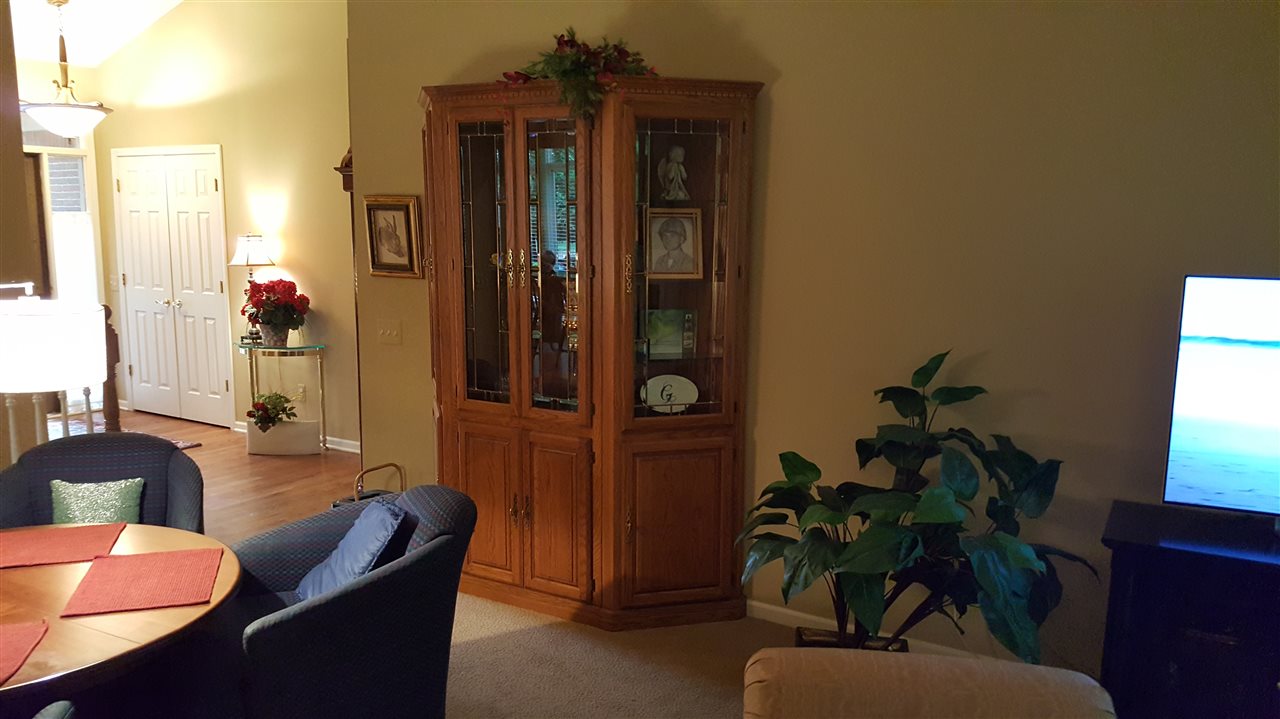 1130 Bluebird Drive Rochester, MI 48307 - Photo 20 of 66 31320407-19.JPG