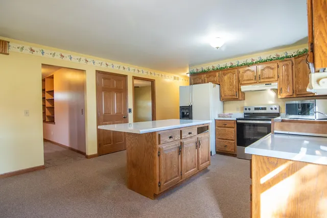 $480,000 | 5828 East 150 North, Decatur, IN 46733