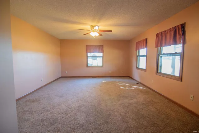 $480,000 | 5828 East 150 North, Decatur, IN 46733