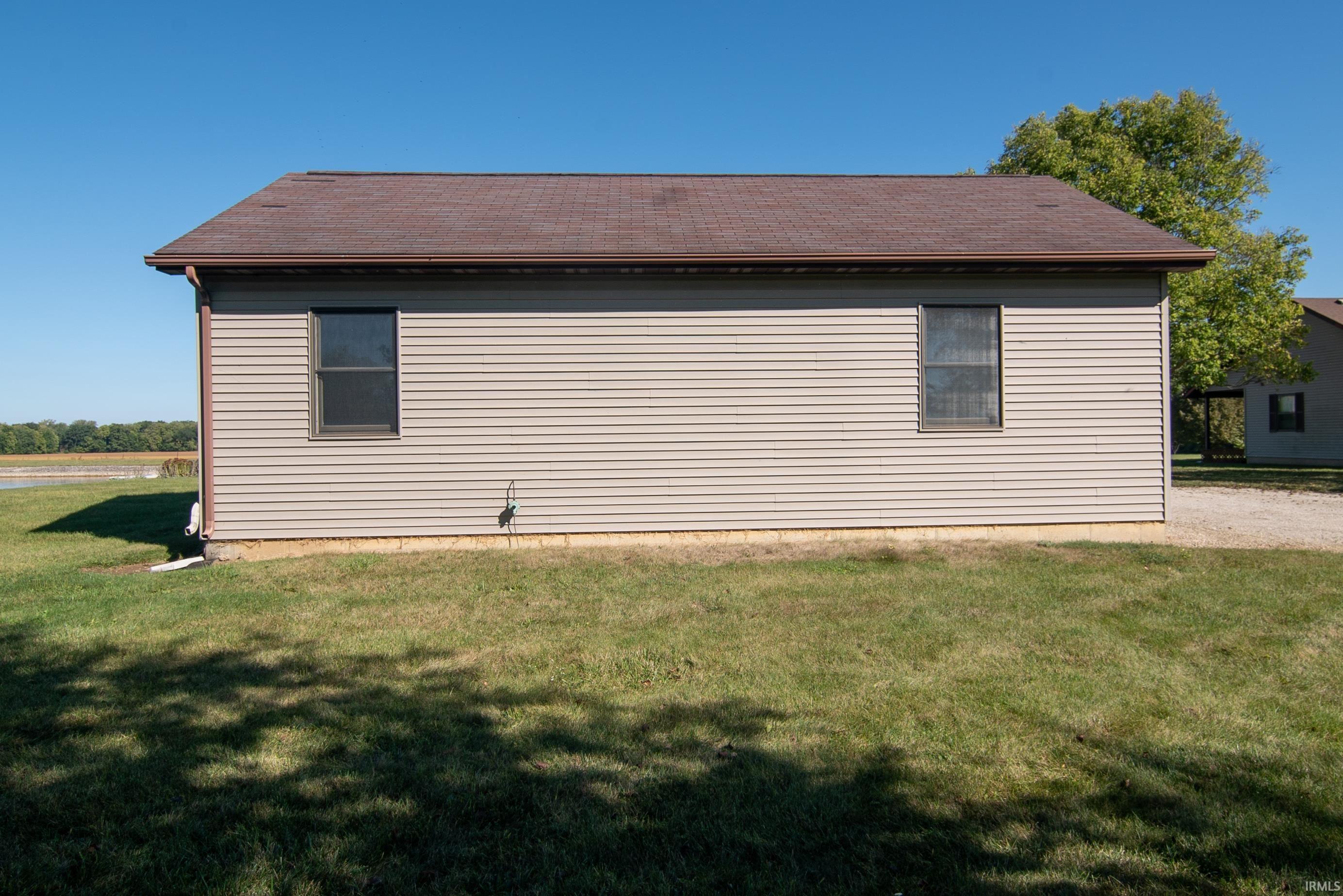 5828 East 150 North Decatur, IN 46733 - Photo 5 of 36