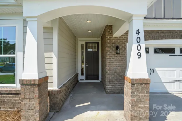 $541,500 | 4009 Grace Pointe Drive, Wesley Chapel, NC 28079