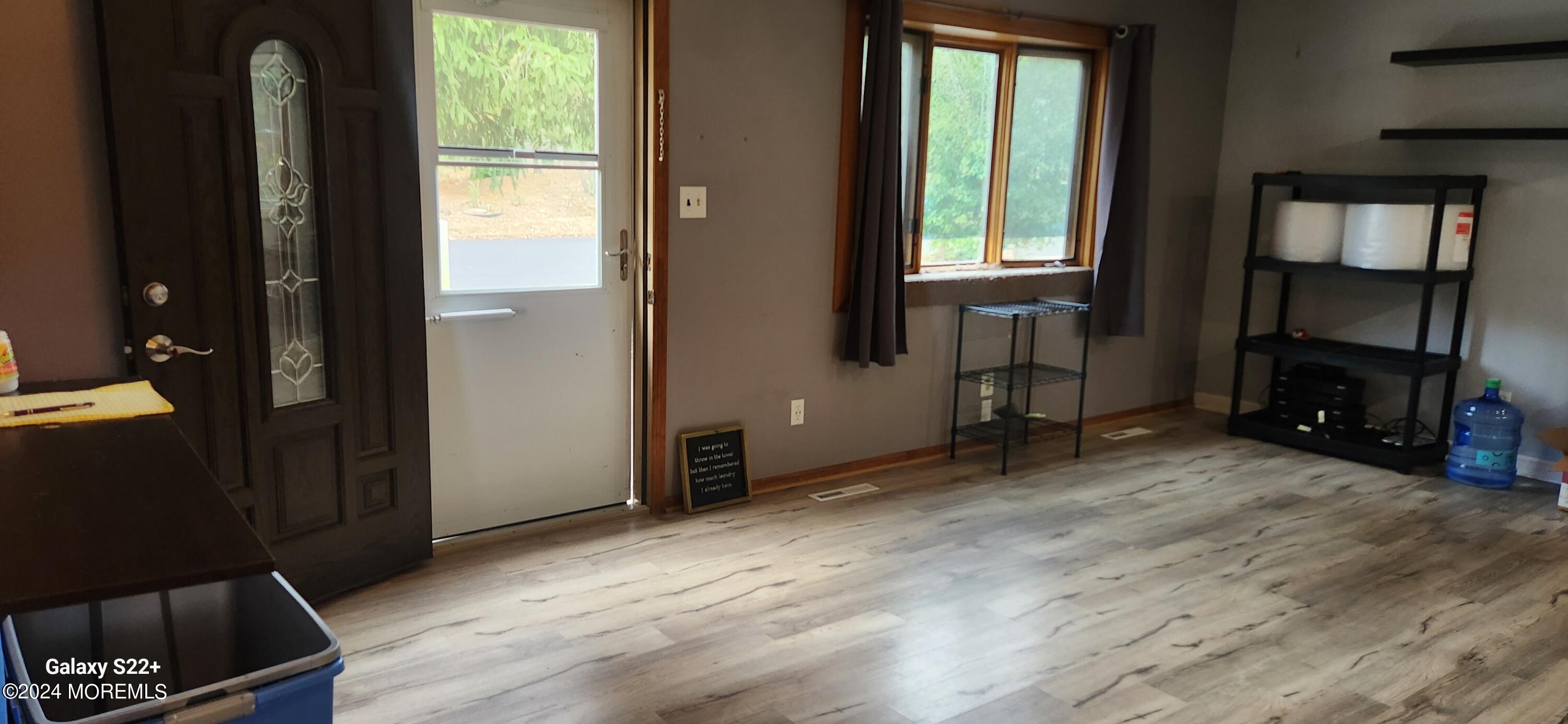 8 Hemlock Road Howell, NJ 07731 - Photo 3 of 42 20240925_121244