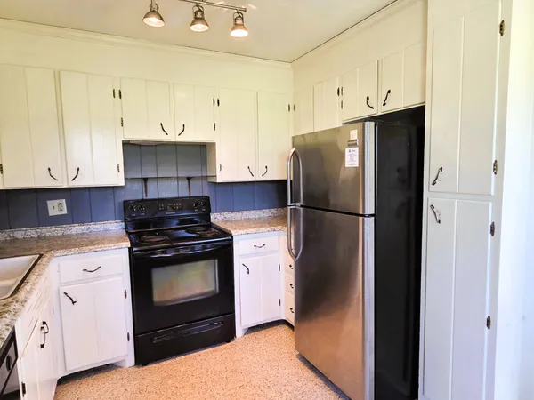 $1,700 | 101 West Hillwood Drive, Unit A, Nashville, TN 37205