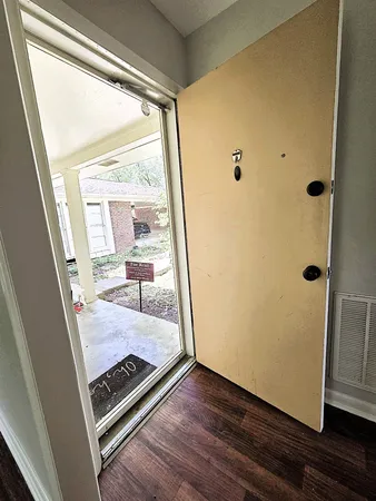 $1,700 | 101 West Hillwood Drive, Unit A, Nashville, TN 37205