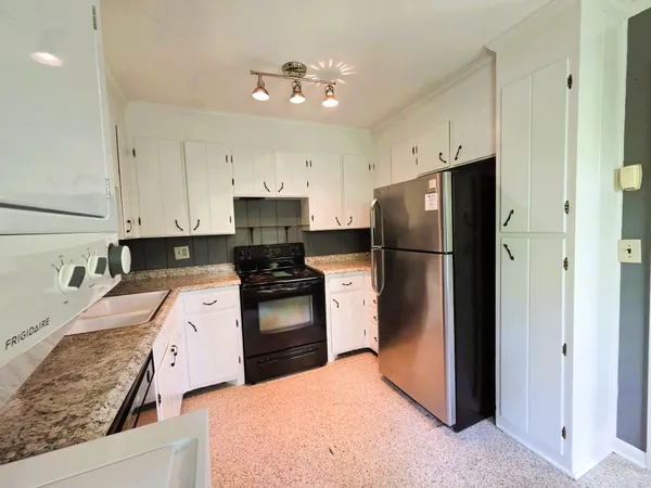 $1,700 | 101 West Hillwood Drive, Unit A, Nashville, TN 37205