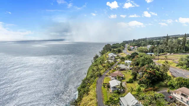 a view of a pathway both side of yard