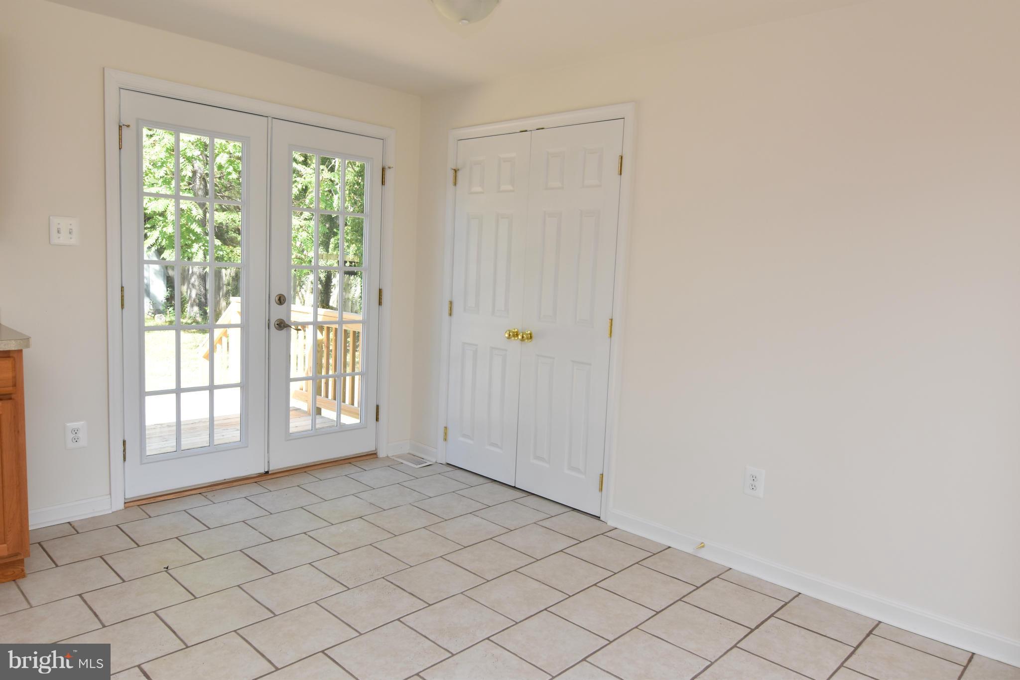 958 Crystal Rock Road Lusby, MD 20657 - Photo 11 of 30 Kitchen