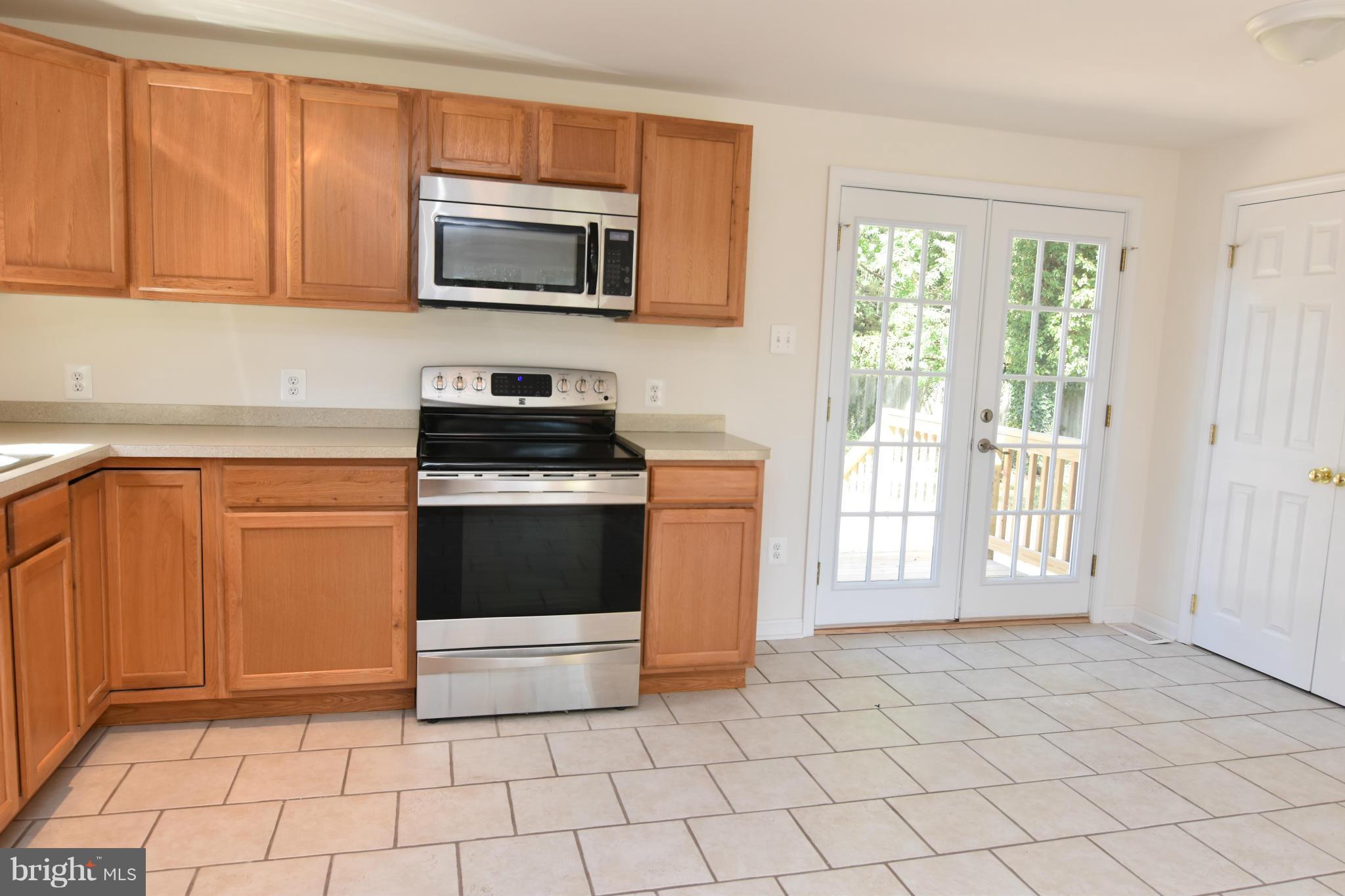 958 Crystal Rock Road Lusby, MD 20657 - Photo 10 of 30 Kitchen