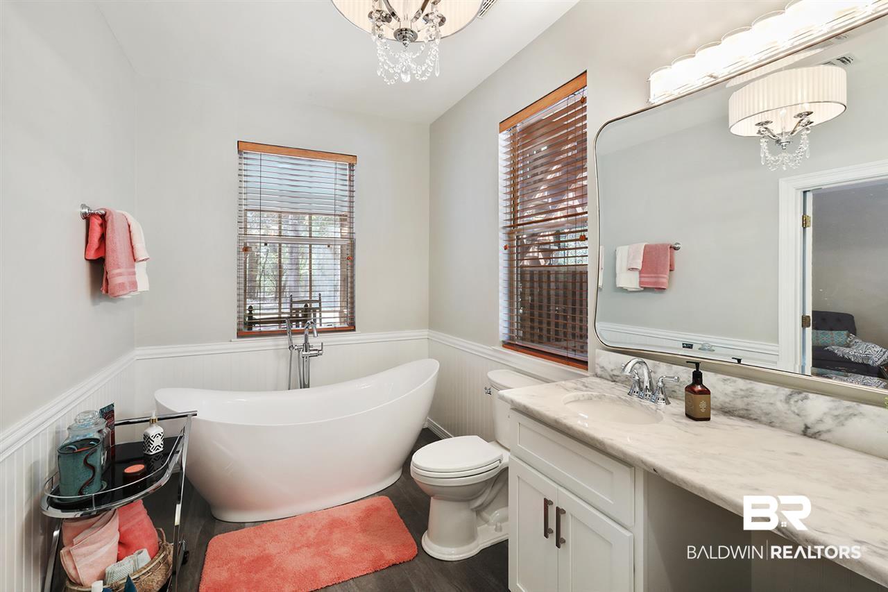 9721 Hildreth Drive Elberta, AL 36530 - Photo 10 of 30 Master Bathroom