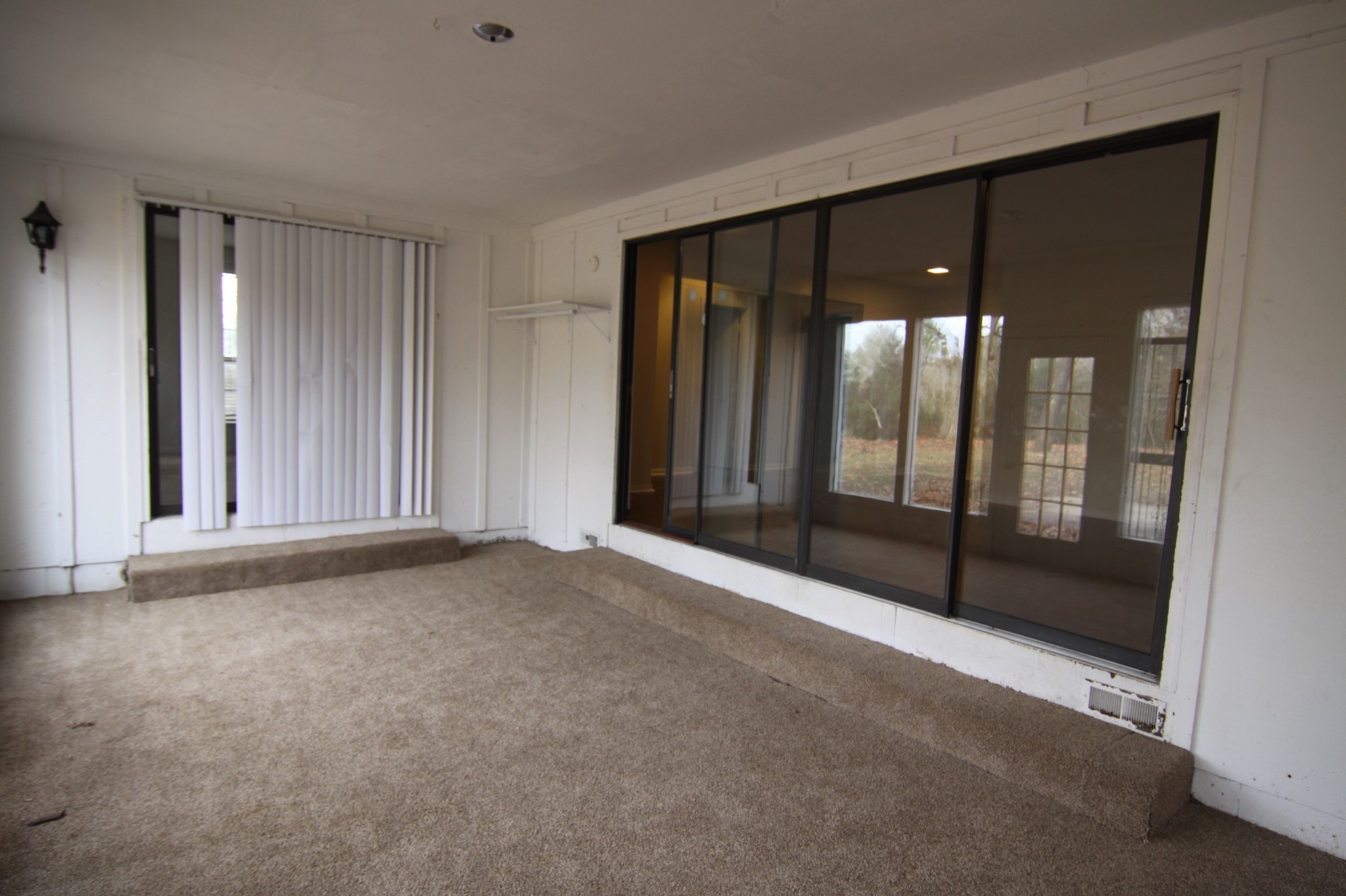 337 Rossview Road Clarksville, TN 37043 - Photo 15 of 22 a view of an empty room